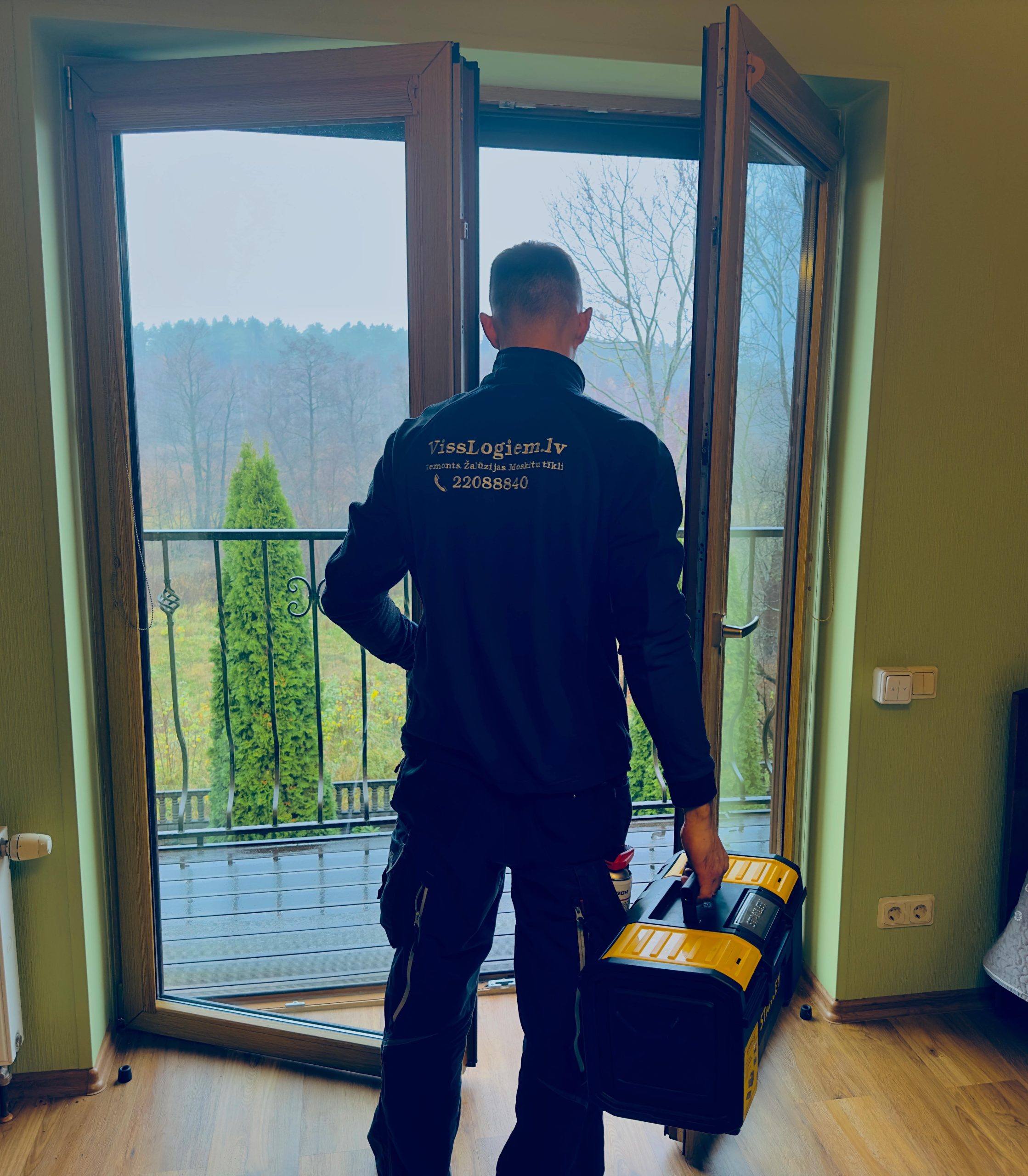 Logu remonta darbi